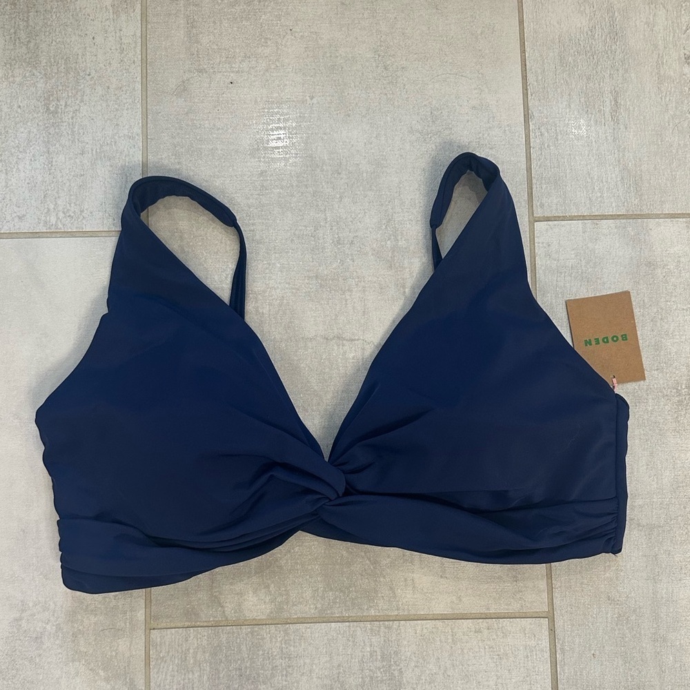 NWT Boden bikini top